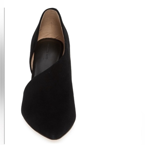 GUC. Something Navy Black Heels with Asymmetrical Design - Picture 4 of 7